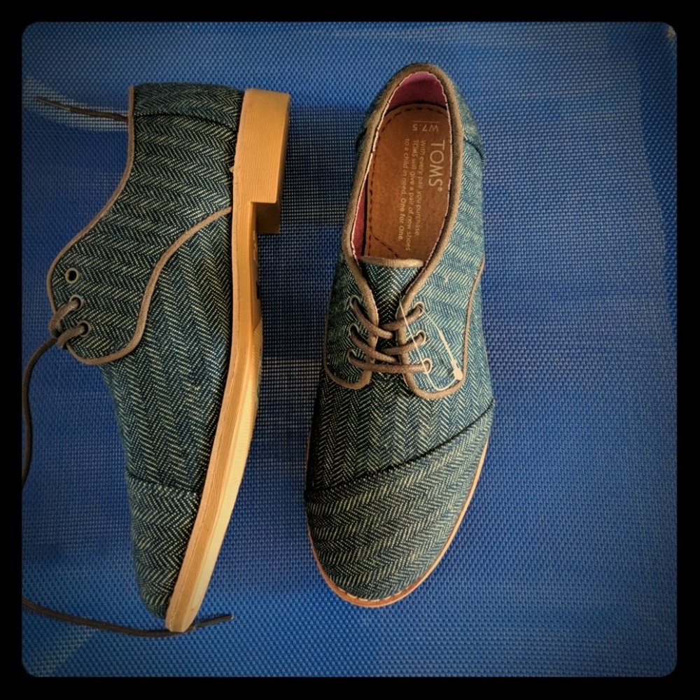 TOMS Mocha Barogue Lace-Up Oxfords